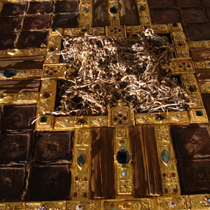 collage-religious-gold-precious stones